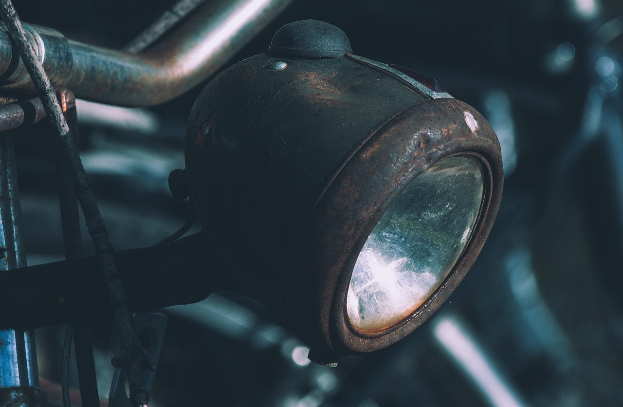lamp, headlights, bike lamp, rusty, night, dark